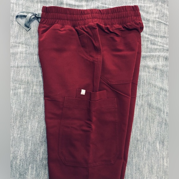 Figs Technical Collection High Waisted Yola Pant XXS Maroon - Picture 11 of 15